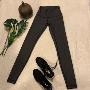 Wunder Under High-Rise Tight 28”